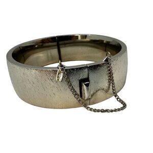 Monet silver tone wide vintage safety chain bracelet